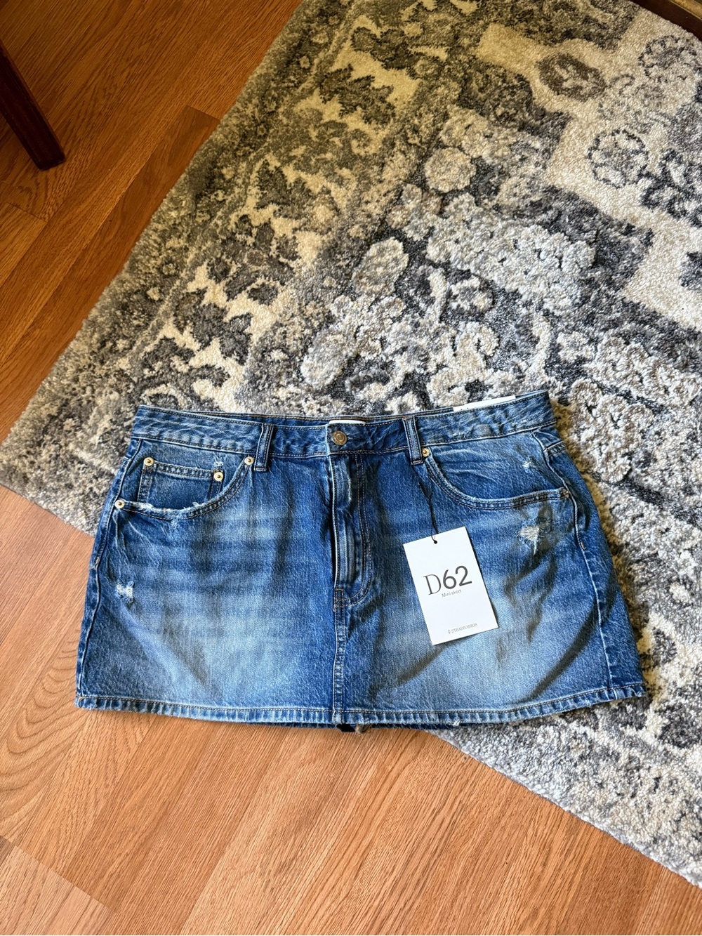 BRAND NEW STRADIVARIUS DENIM SKIRT 💞